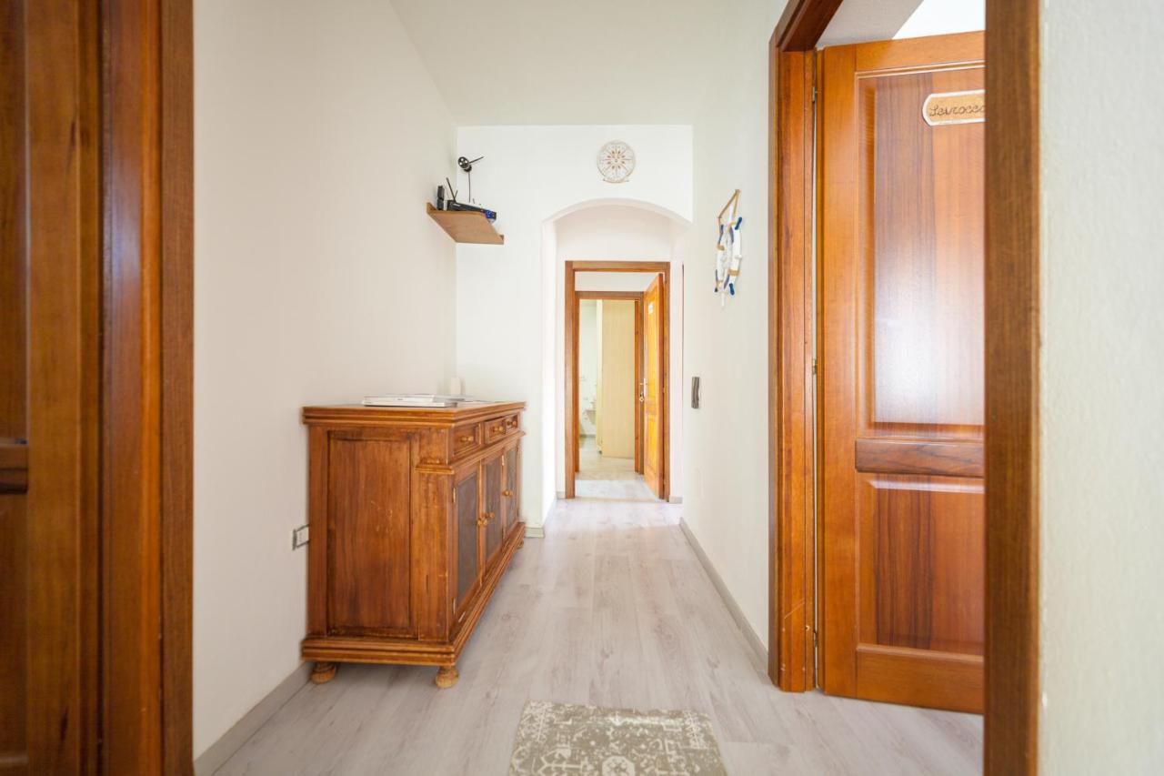 Brezza B&B Golfo Aranci Luaran gambar
