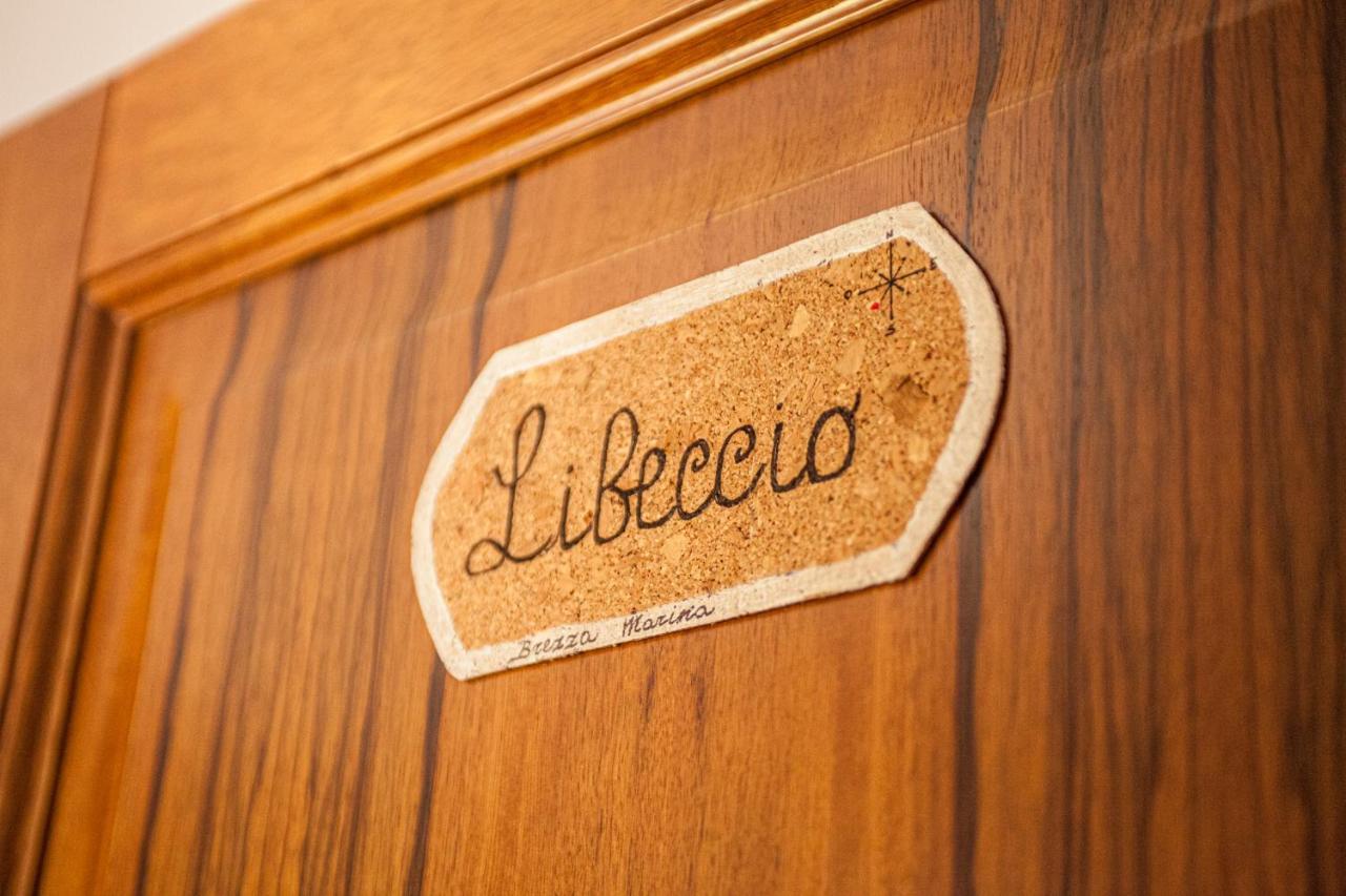 Brezza B&B Golfo Aranci Luaran gambar