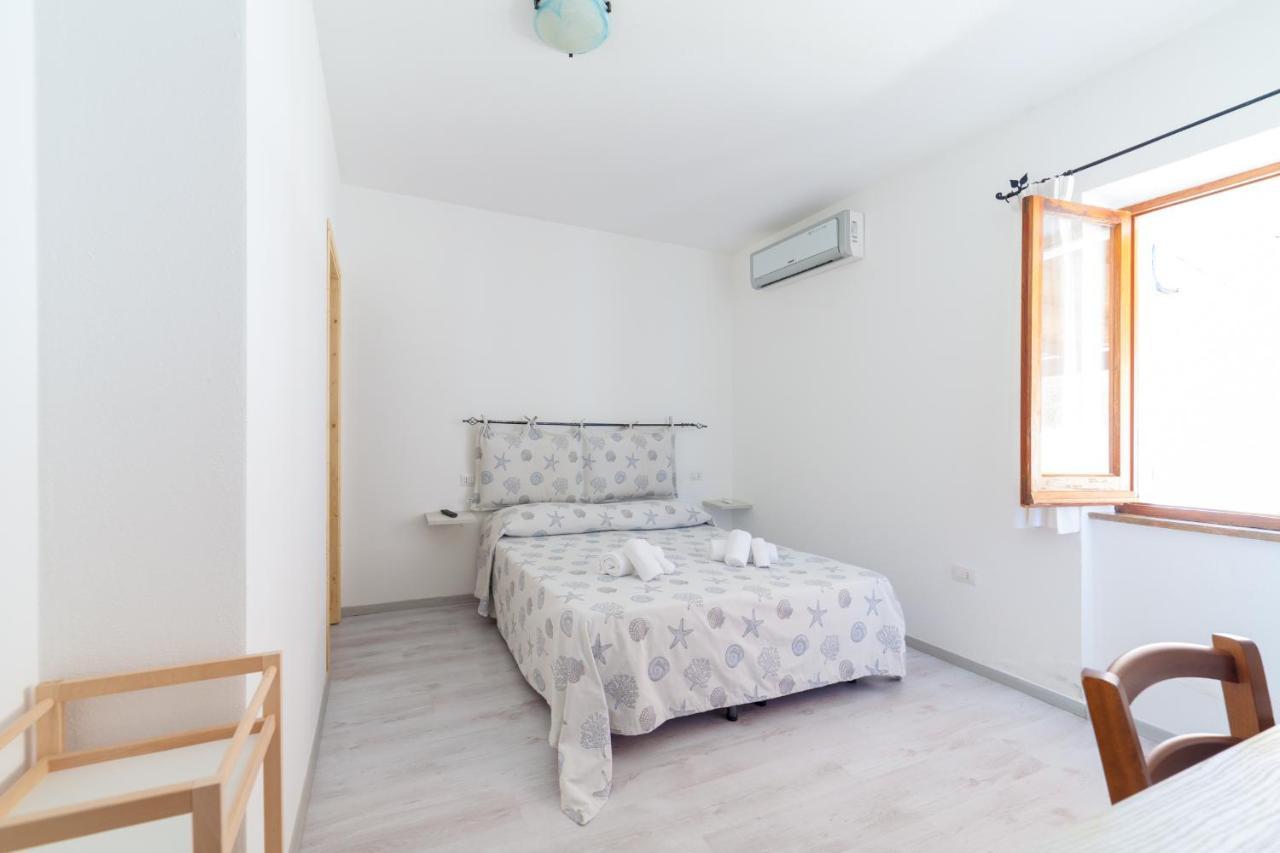 Brezza B&B Golfo Aranci Luaran gambar