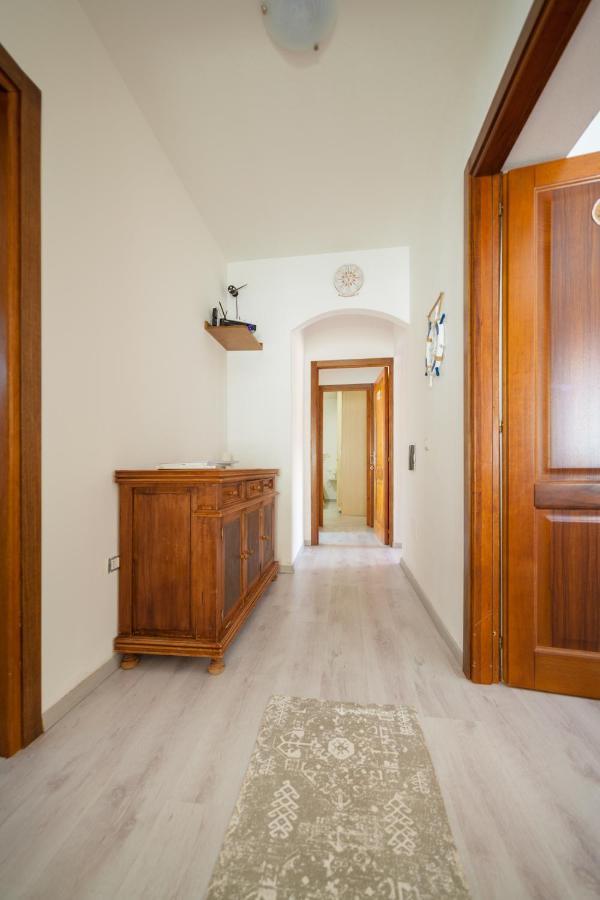 Brezza B&B Golfo Aranci Luaran gambar