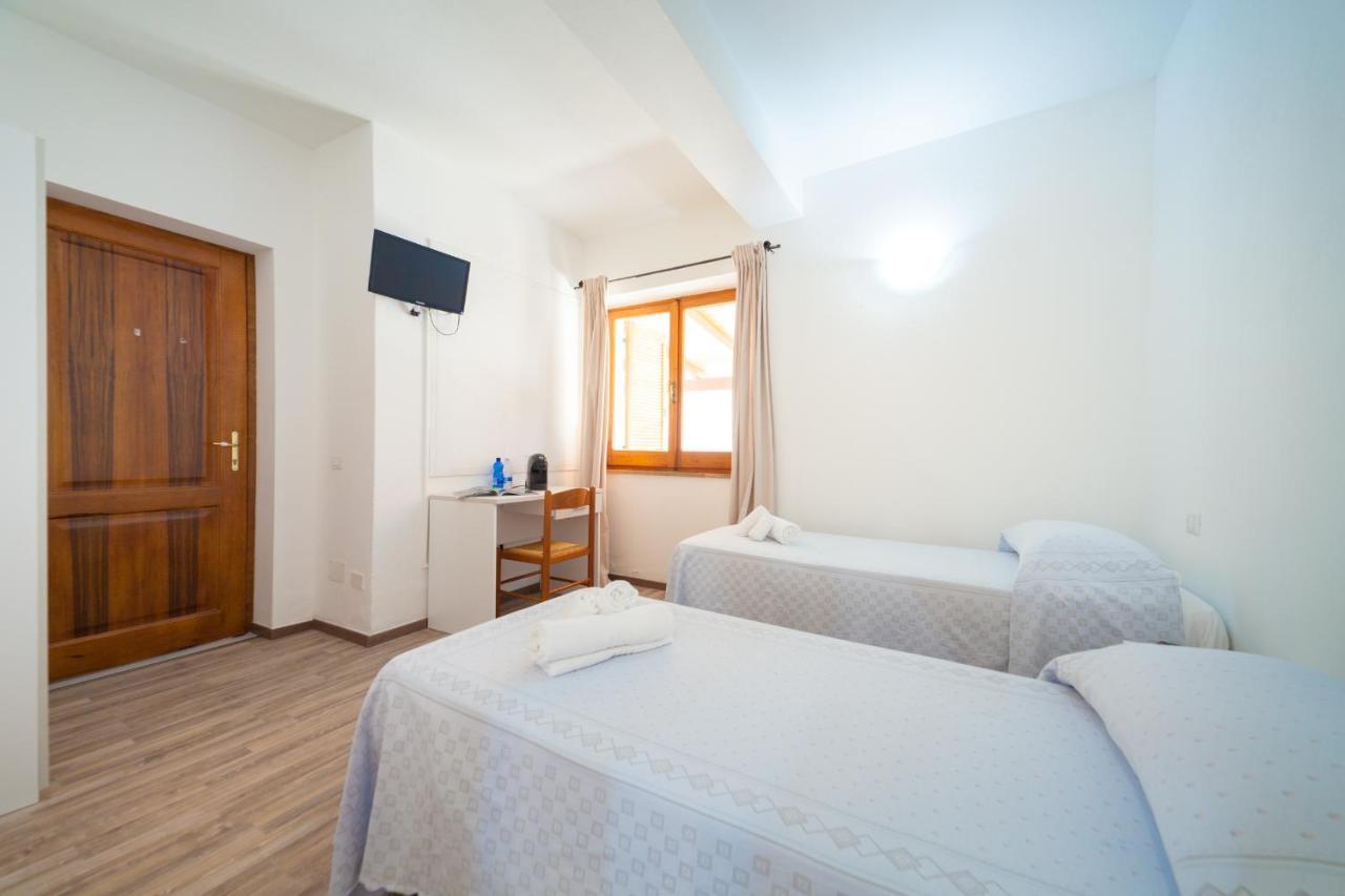 Brezza B&B Golfo Aranci Luaran gambar